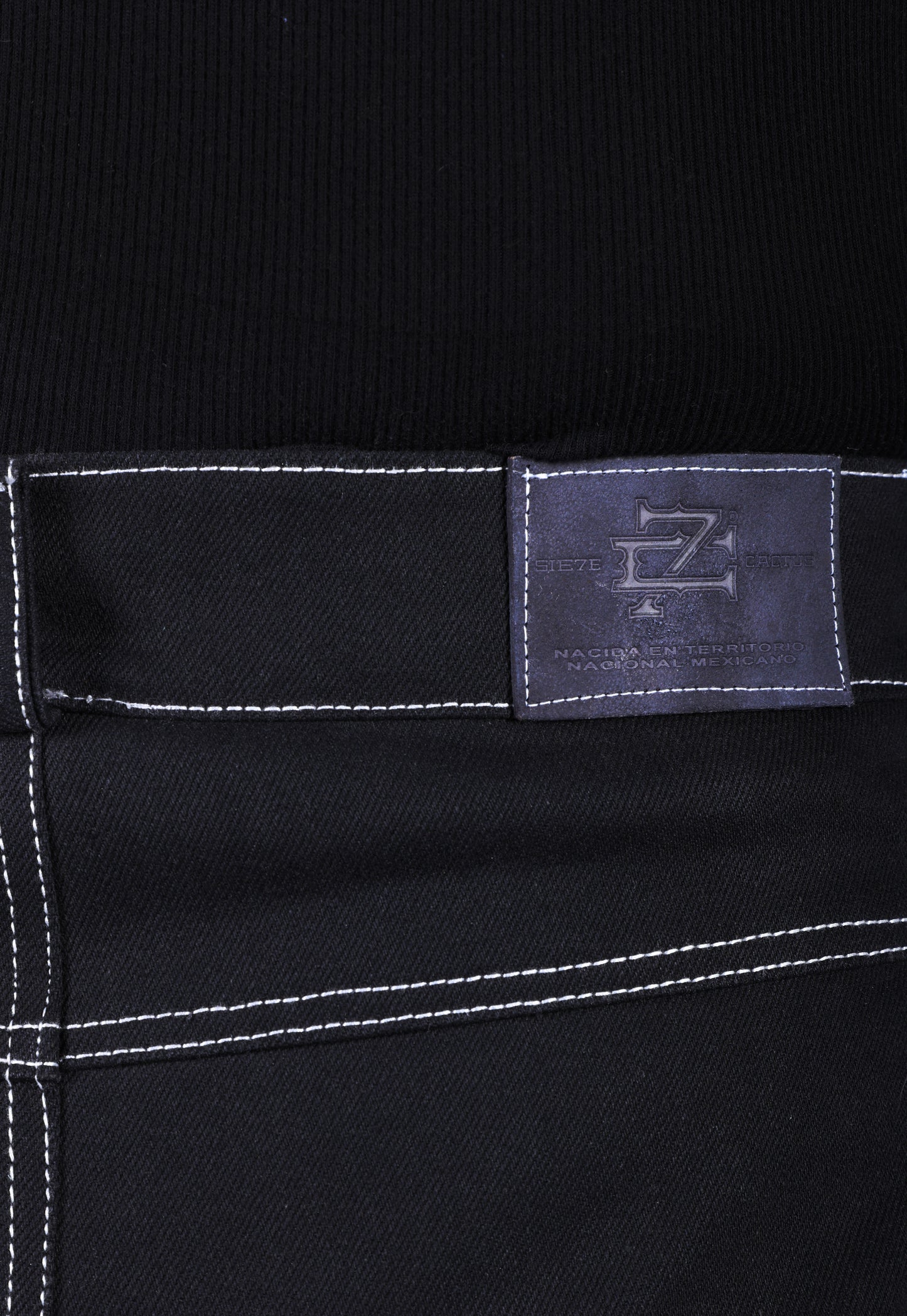 Jeans Black Caucho
